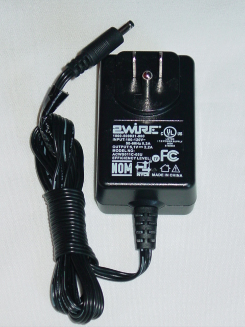 NEW 2Wire ACWS011C-05U AC Adapter 1000-500031-000 5.1V 2.2A